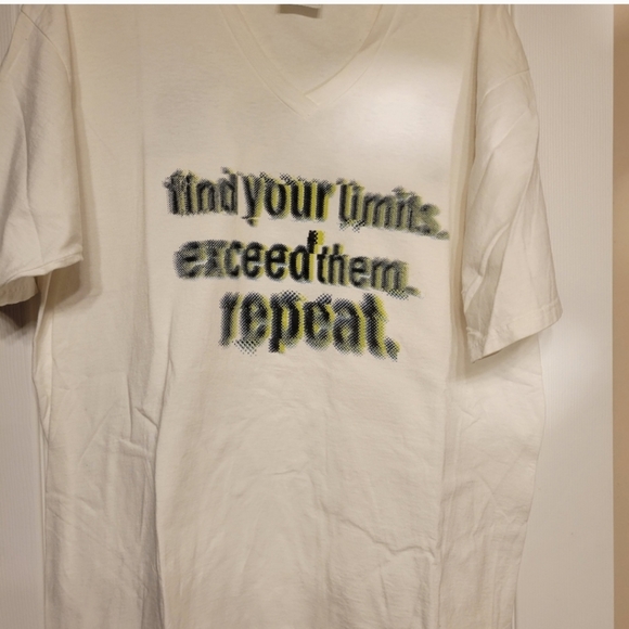 NIKE T-shirt ~ Retro 1990s era ~ V-neck~ Just DoIt Logo ~ Lg~ Unisex - Picture 8 of 14